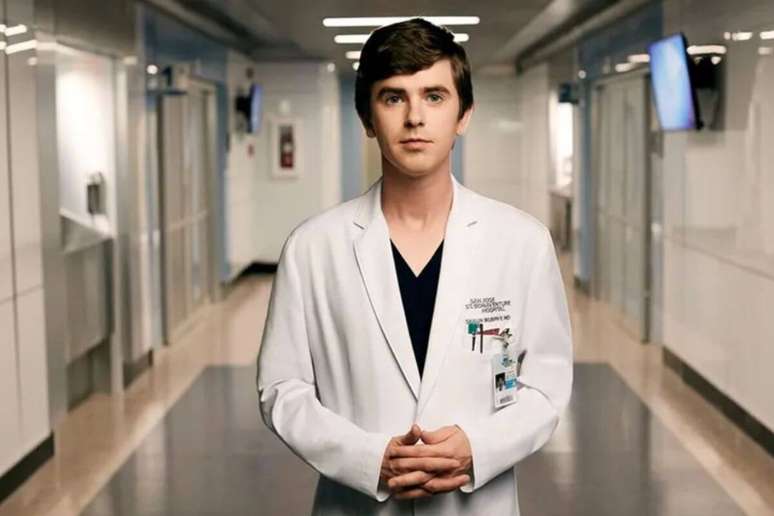 “The Good Doctor: O Bom Doutor” narra a história de um um jovem cirurgião com autismo e síndrome de Savant 