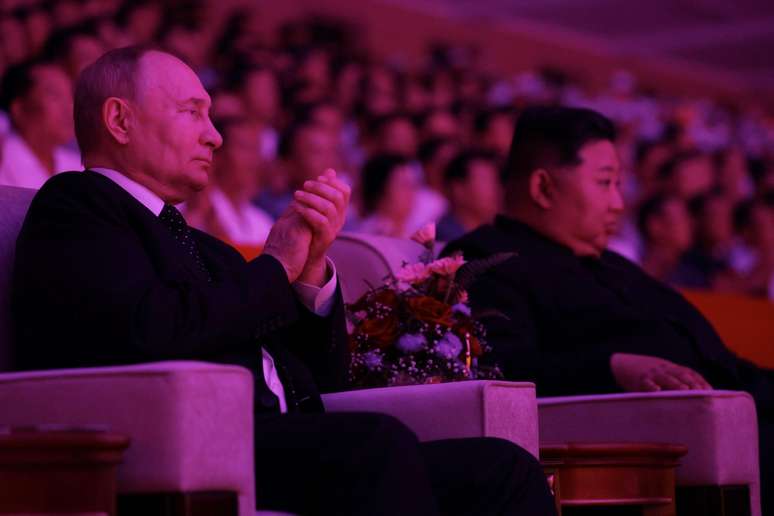 Putin e Kim assistiram a um concerto com músicas russas