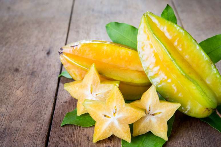 A carambola é uma excelente fonte de vários nutrientes – especialmente fibras e vitamina C