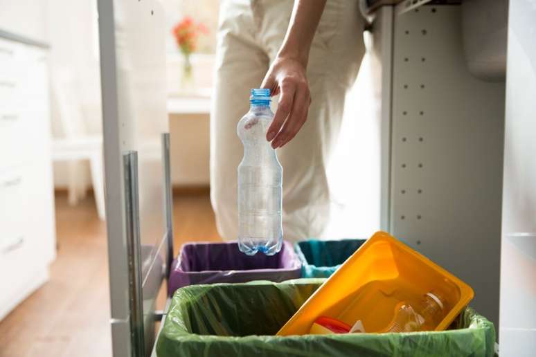 Separe corretamente os materiais para reciclagem 