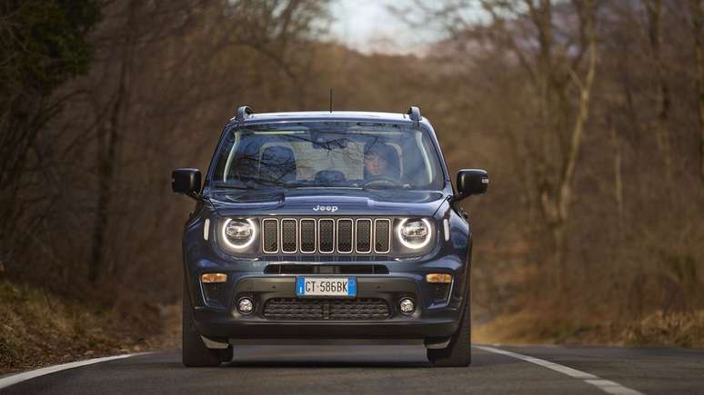 Nova geração do Jeep Renegade quer recolocar SUV compacto no topo do ranking de vendas (Imagem: Divugação/Stellantis)