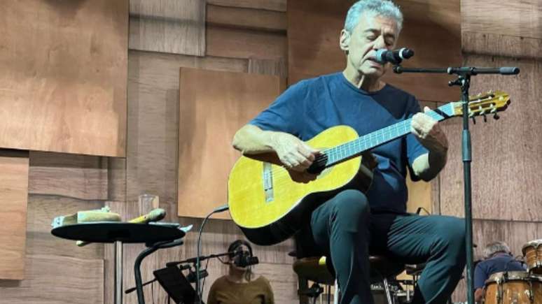 Confira cinco curiosidades sobre Chico Buarque