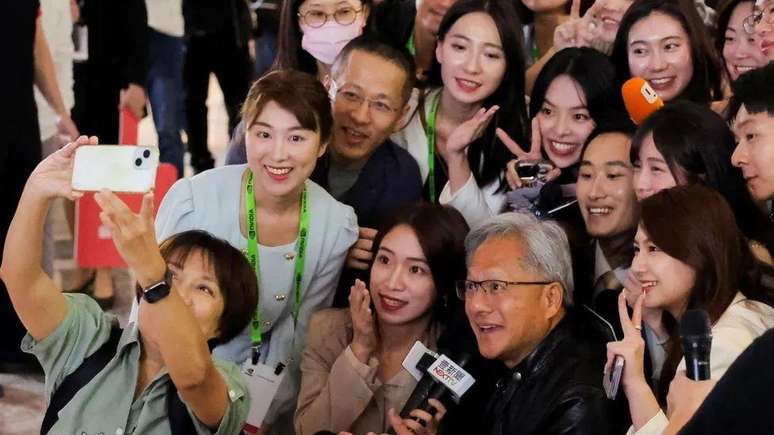 Huang roubou a cena na conferência de tecnologia Computex em Taiwan