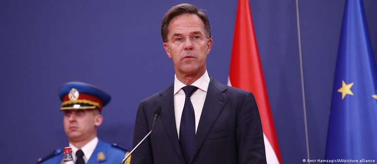 Rutte, de 57 anos, tem sido um rosto conhecido na política europeia após completar 13 anos como primeiro-ministro da Holanda