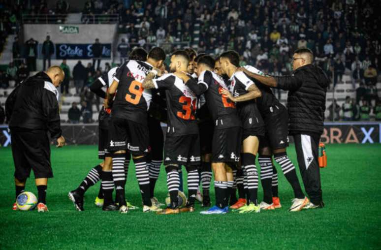 Vasco tem três desfalques certos para enfrentar o São Paulo, no sábado (22) –