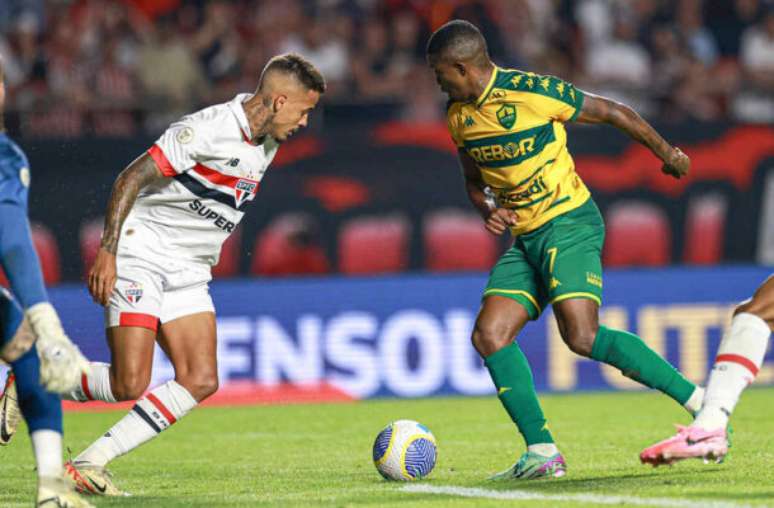 Cuiabá foi melhor no MorumBIS e venceu o duelo por 1 a 0 –