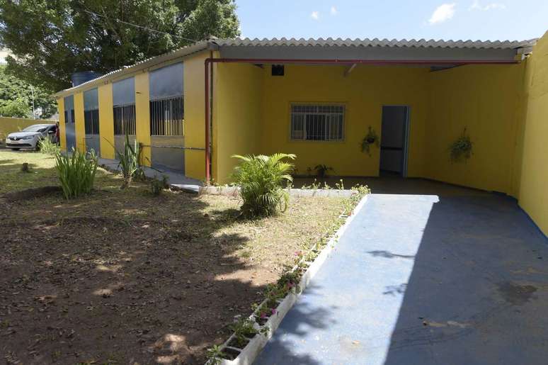 Abrigo possui nove quartos, lavanderia, cinco banheiros, área de convivência, refeitório, sala de aula e brinquedoteca