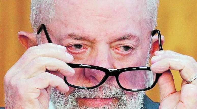 Lula volta a atacar Banco Central e a manutenção da taxa Selic