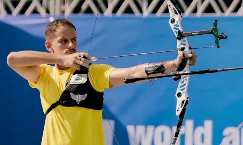 Marcus D'Almeida está nas semis da etapa de Antalya da Copa do Mundo de tiro com arco