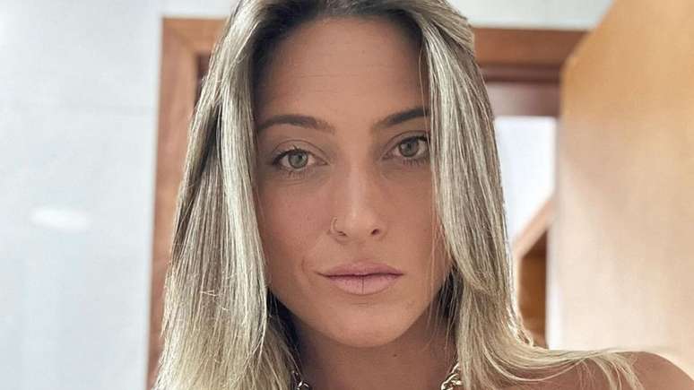 "Encontrei alguém que me fez querer viver cada detalhe", escreveu Tati Dias sobre Lauana Prado