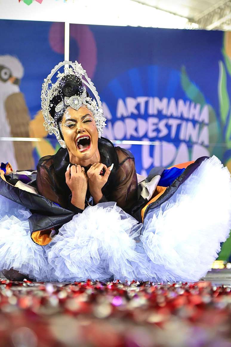 Na apresentação deste ano, a Rainha do Forró do ABC sofre ao ter seu amado levado pela Morte, que atormenta uma cidade fictícia do Nordeste