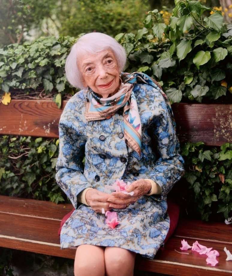 Aos 102 anos, Margot Friedländer posa para a Vogue Alemanha