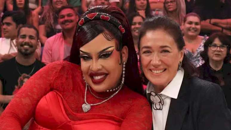 Gloria Groove e Lilia Cabral são as convidadas do 'Domingão com Huck'