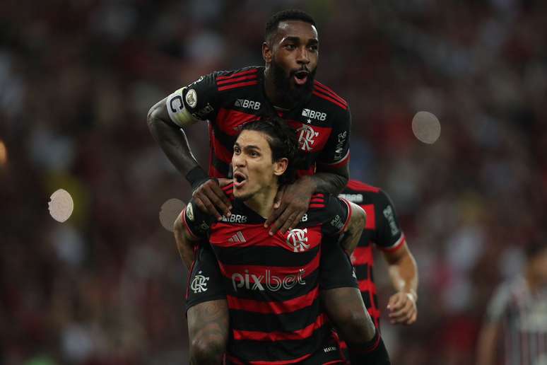 Pedro marca e Flamengo derrota o Fluminense 