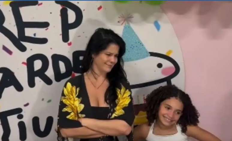 Samara Felippo no aniversário da filha, Lara