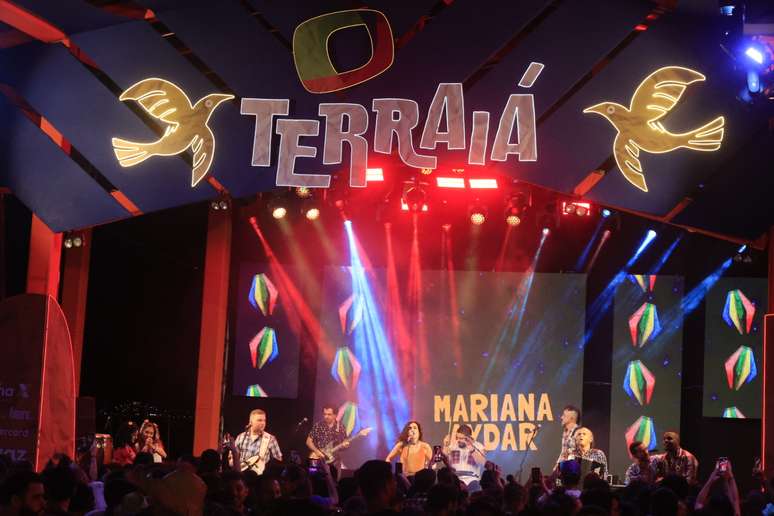Mariana Aydar se apresenta no Terraiá --São João do Terra--, realizado neste domingo, 23, no Museu de Arte Moderna de Salvador, na Bahia