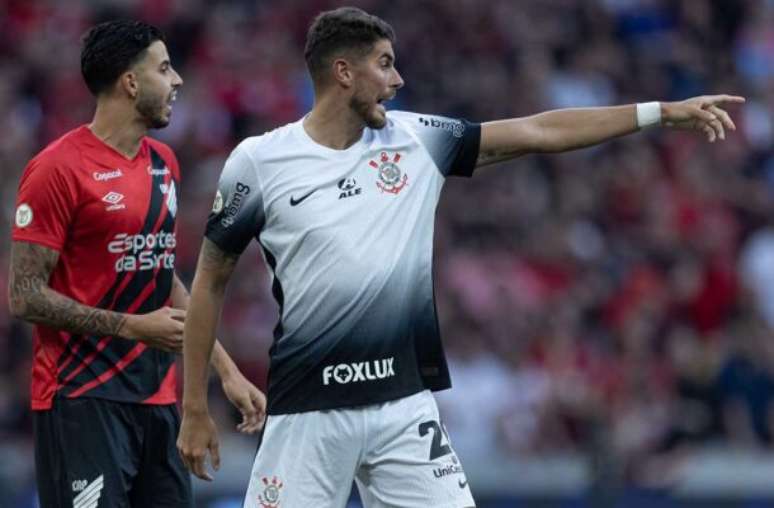 Pedro Raul não pode mais trocar o Corinthians por outro clube do Brasil