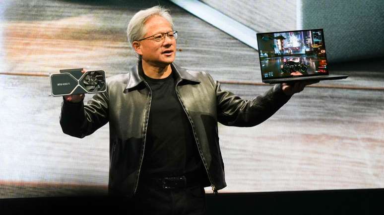 Conceito da NVIDIA nasceu da vontade de Jensen Huang, Curtis Priem e Chris Malachowsky em lançar uma solução gráfica melhor do que as disponíveis até então no mercado. (Imagem: Computex / Divulgação)