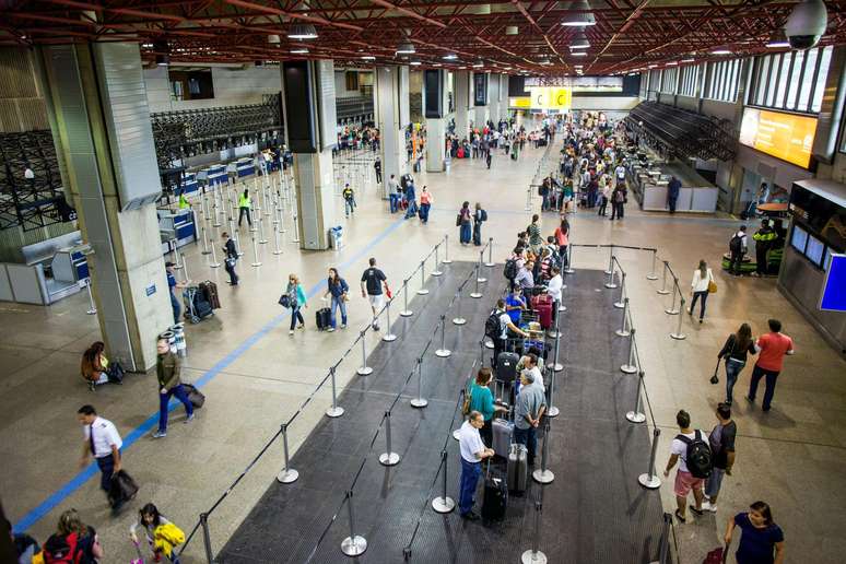 Abuumar foi retido no aeroporto de Guarulhos