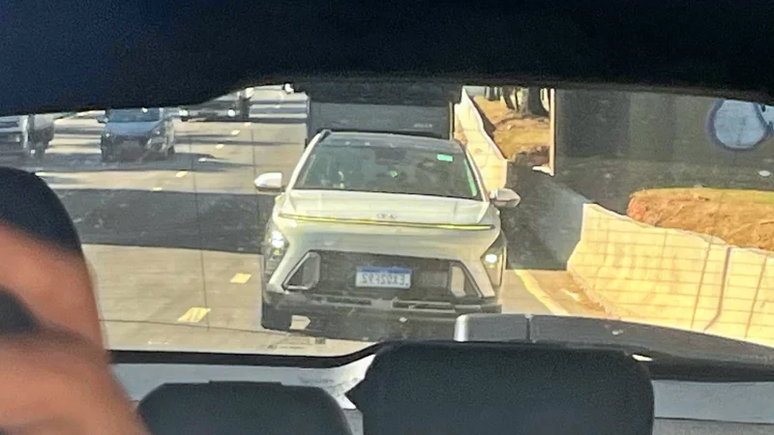 Novo Hyundai Kona flagrado em testes em São Paulo (SP)