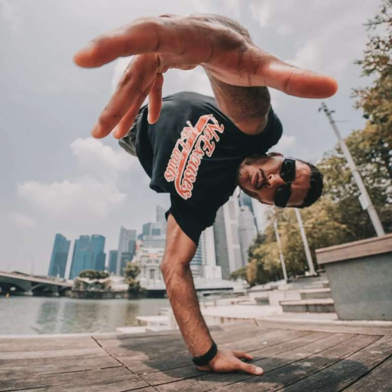 B-boy Samuka vira o mundo de pernas para o ar, mas sempre volta às origens no Distrito Federal