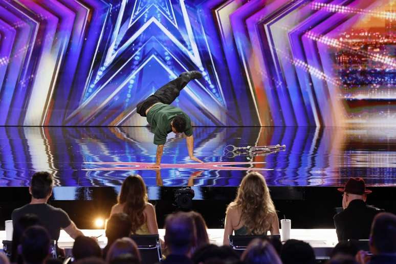 Apresentação do b-boy brasileiro Samuka no programa America´s Got Talent, nos Estados Unidos, em junho de 2024