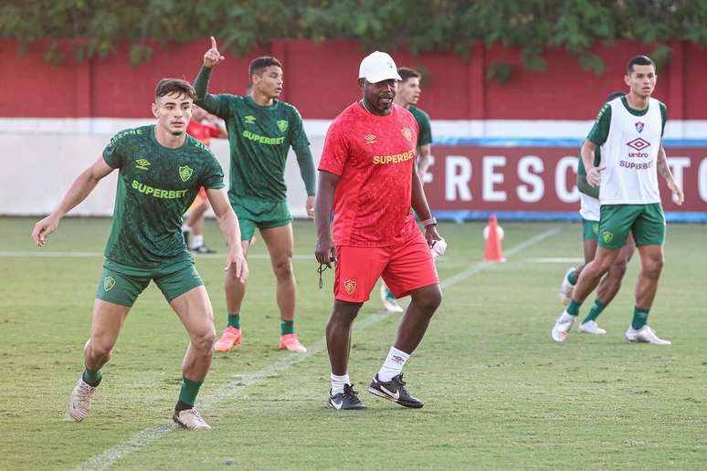 Marcão comandará o Fluminense contra o Vitória 