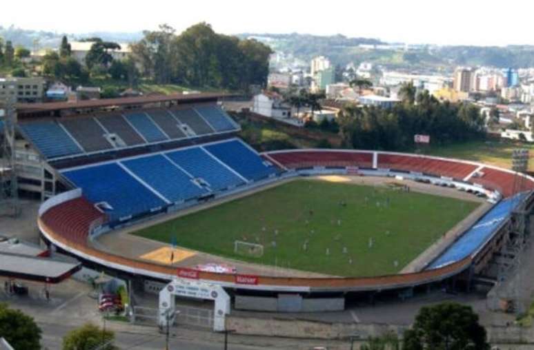 Estádio Centenário onde o Grêmio mandará seus jogos no Sul, após confirmação da CBF —