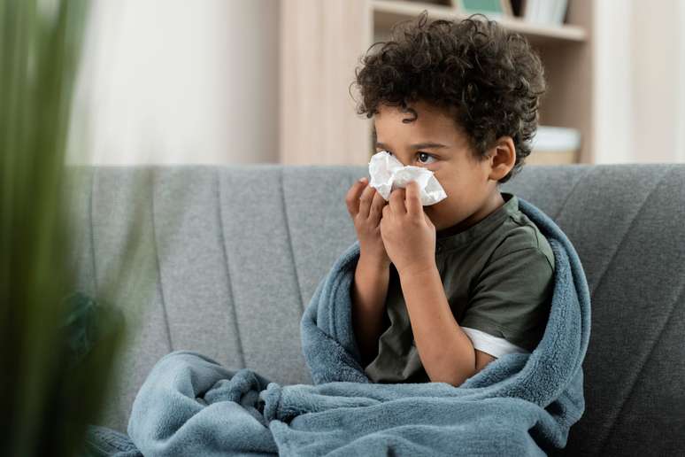 Muco protege estruturas respiratórias, mas pode obstruir vias aéreas e indicar problemas mais sérios