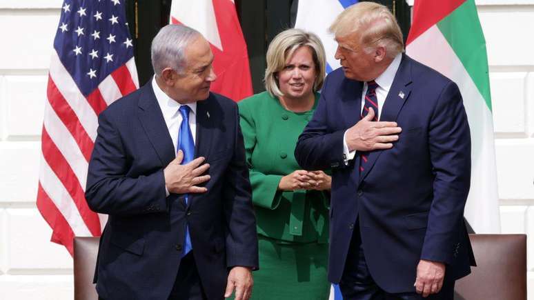 Trump enfatiza seu histórico de apoio a Israel, mas às vezes também critica o primeiro-ministro israelense Benjamin Netanyahu