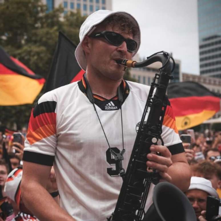 Andre Schnura, o saxofonista alemão da Eurocopa 2024.