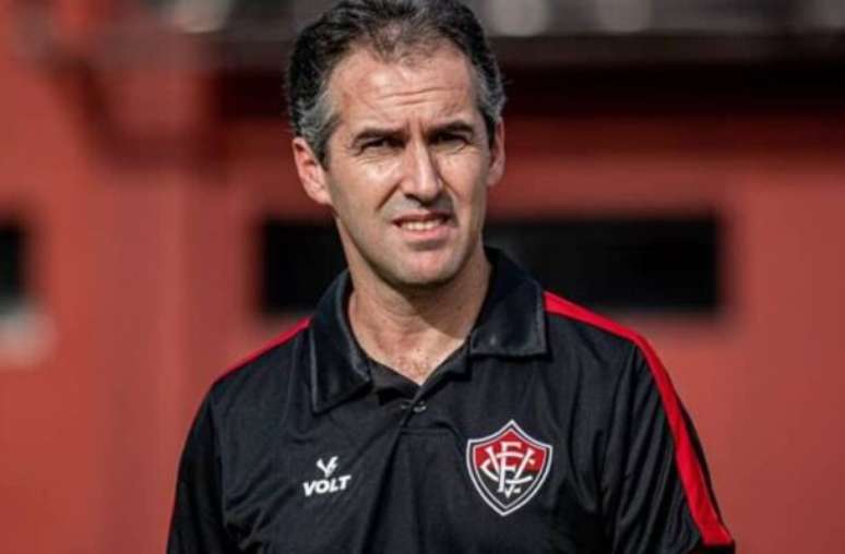 Léo Condé, ex-Vitória, comandará o Ceará pelo resto da temporada –