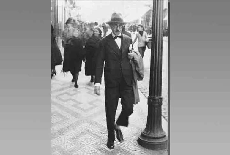 No dia 13 de junho de 1888 nasceu em Lisboa Fernando Pessoa, um dos maiores poetas da língua portuguesa.