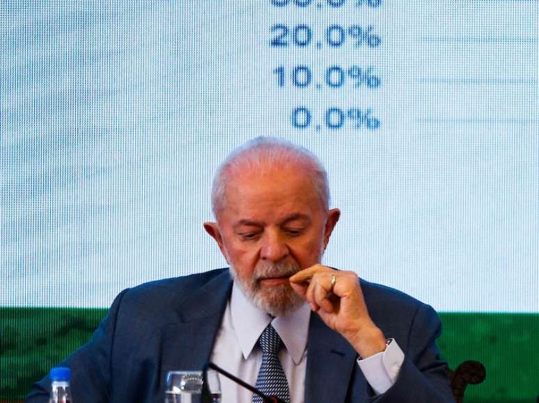 Lula considera que o consumidor de cortes "chiques" pode arcar com a incidência de tributos.
