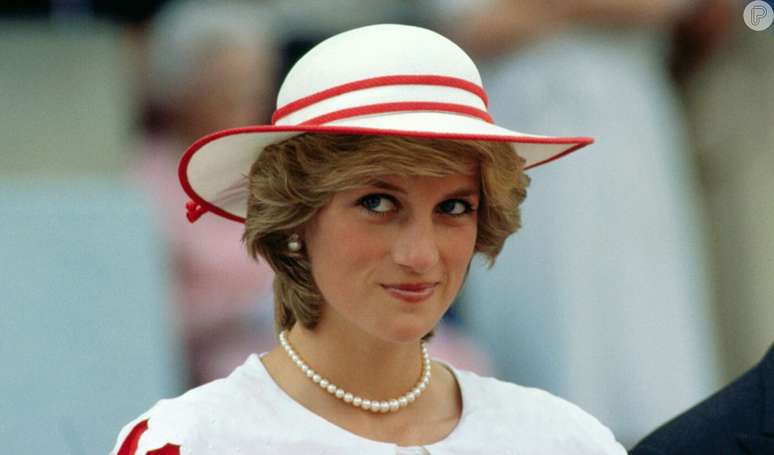 Itens de Princesa Diana acumulam mais de R$ 30 milhões em leilão.