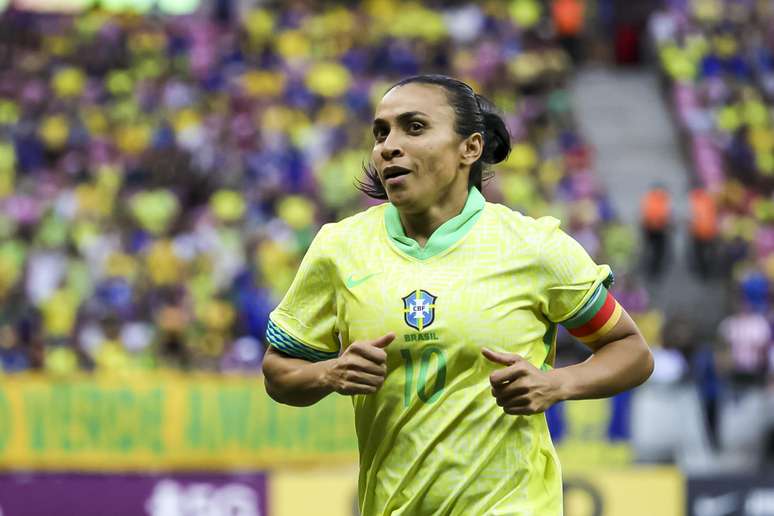 Marta comemora mais um gol pela Seleção