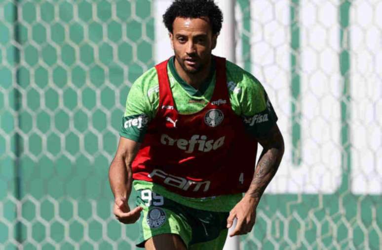 Felipe Anderson durante treino pelo Palmeiras –