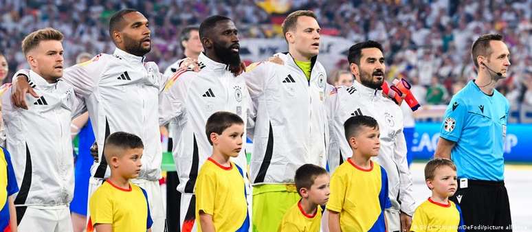Seleção alemã é um espelho da sociedade, sendo tão diversificada como a maioria dos jardins de infância ou escolas do país