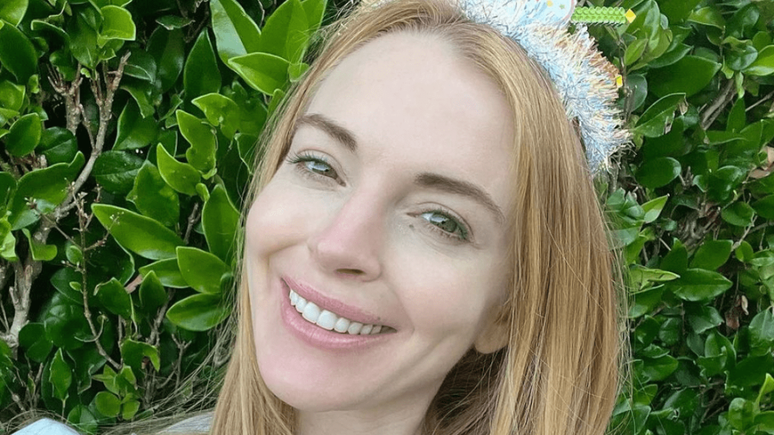 Lindsay Lohan comemora aniversário de 38 anos