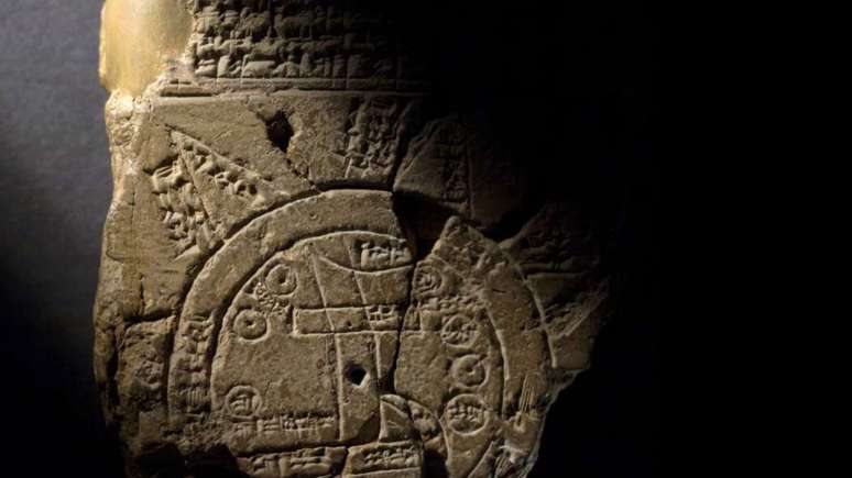 Babilônia é o centro de tudo em mapa mais antigo do mundo