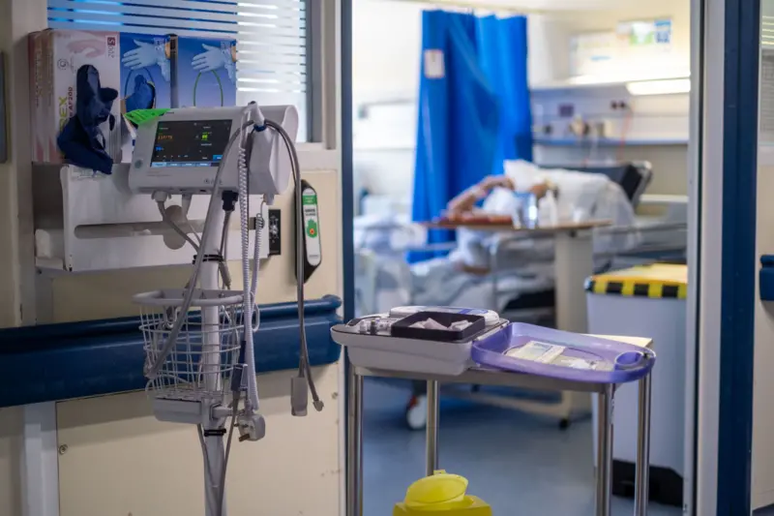 Crise nos hospitais é uma das maiores preocupações dos eleitores no Reino Unido