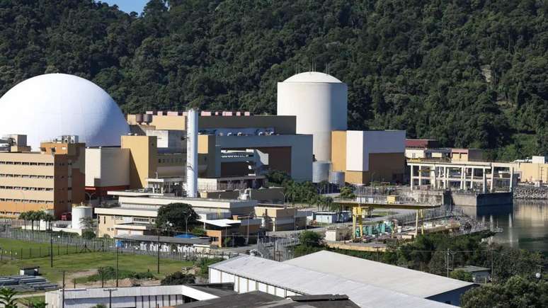 A Central Nuclear Almirante Álvaro Alberto, que reúne Angra 1 e 2