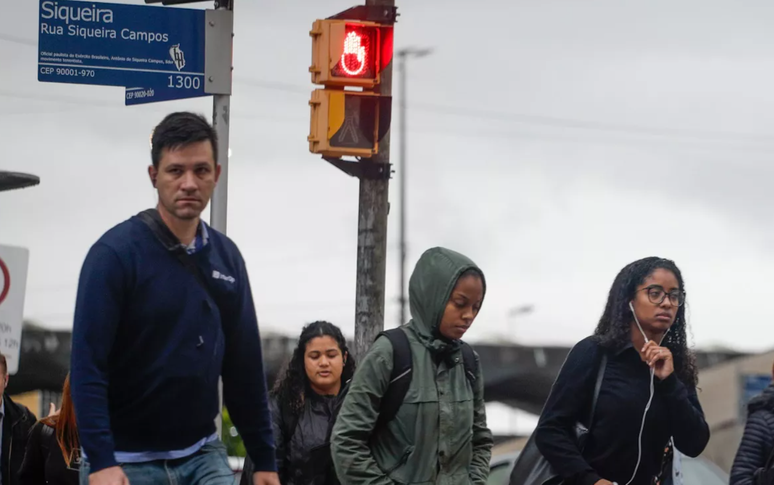 Gaúchos enfrentam frio de 1ºC em Porto Alegre neste sábado, 6