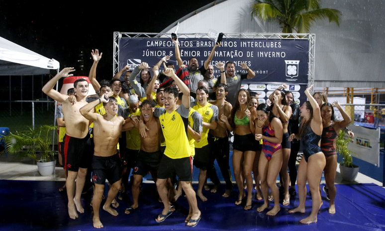 Flamengo fatura t&iacute;tulo do Brasileiro Interclubes de Inverno