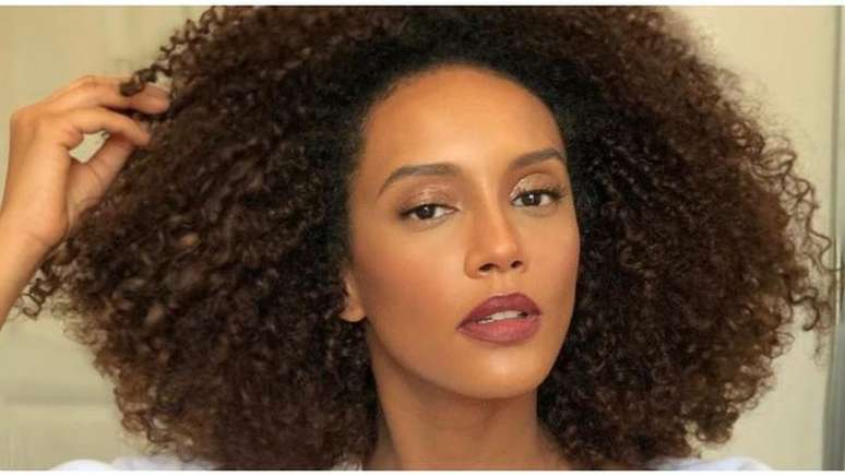 Reprodução/Instagram/@taisdeverdade / Famosos e Celebridades