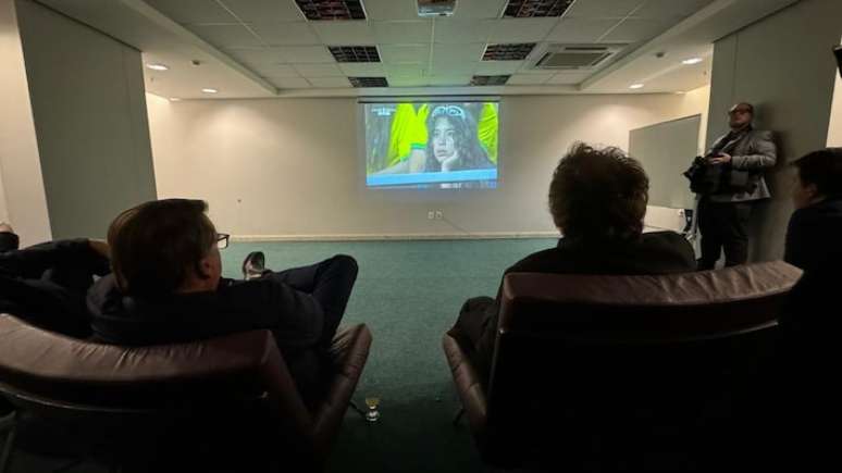 Milei e Bolsonaro assistem derrota da sele&ccedil;&atilde;o brasileira.