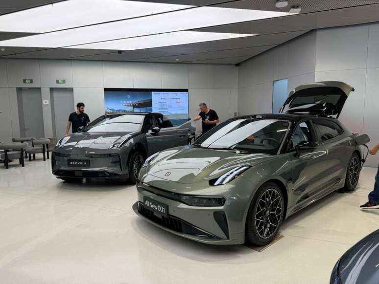 Der Zeekr 001 mit dem Shooting Brake auf der Vorderseite war das erste Auto der Marke, das in Brasilien ankam