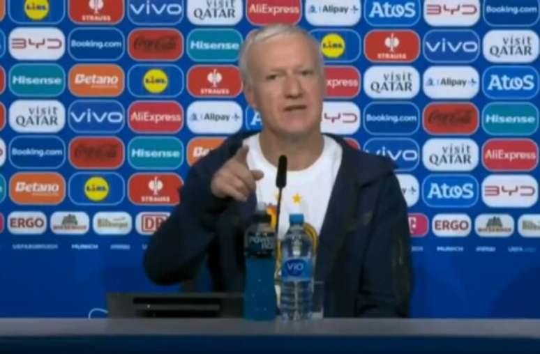 Deschamps falou sobre a condição de Mbappé –