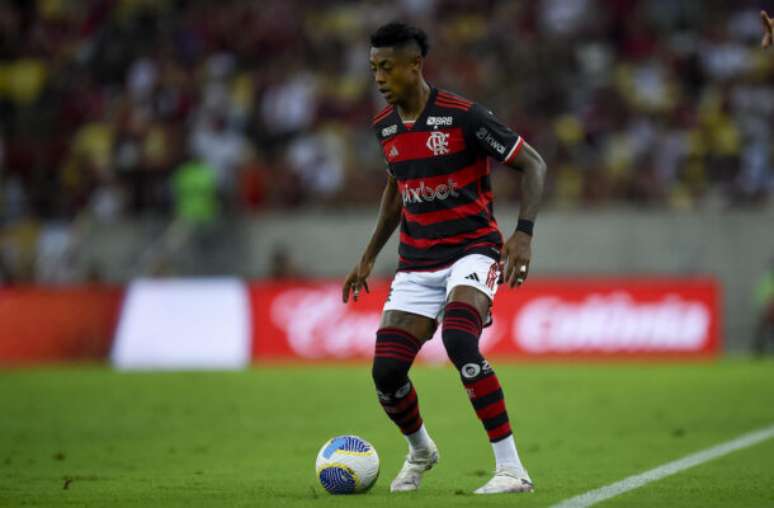 Bruno Henrique em campo pelo Flamengo –