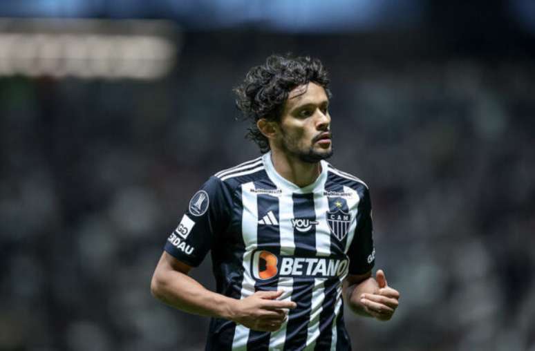 Gustavo Scarpa ironizou o Botafogo por pênalti não marcado –